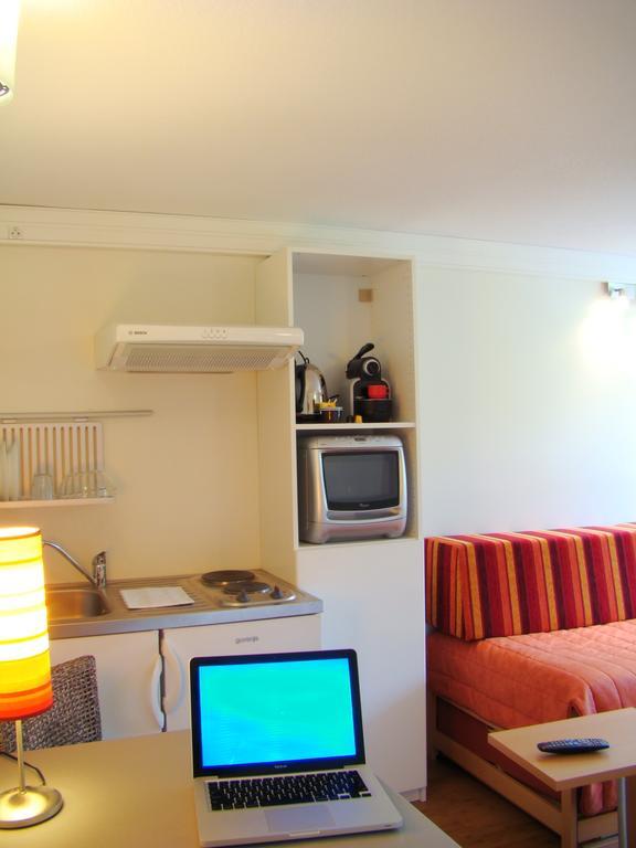 Hôtel Pierre Blanche Chatillon-en-Michaille Quarto foto